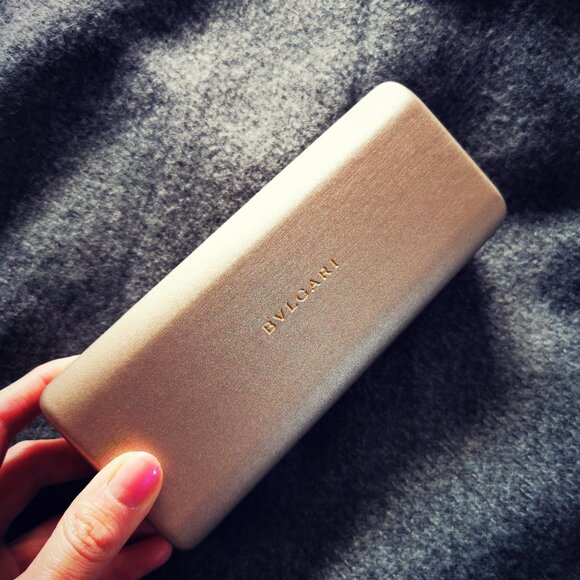 Bulgari BVLGARI Eye glasses case - hardshell - like new condition - Picture 2 of 4